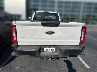 Ford F-250 Super Duty 2024 4x2 XL 2dr Regular Cab 8 ft. LB Pickup