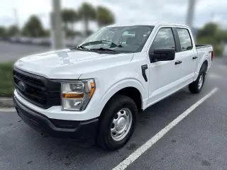 Ford F-150 2022 4x4 XL 4dr SuperCrew 5.5 ft. SB