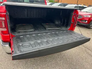 Ram 1500 2019 4x4 Laramie 4dr Crew Cab 5.6 ft. SB Pickup