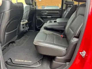 Ram 1500 2019 4x4 Laramie 4dr Crew Cab 5.6 ft. SB Pickup