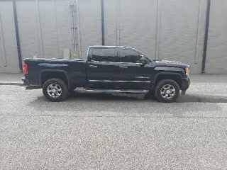 GMC Sierra 3500HD 2018 4x4 Denali 4dr Crew Cab SRW