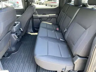 Ford F-150 2022 4x4 XL 4dr SuperCrew 5.5 ft. SB