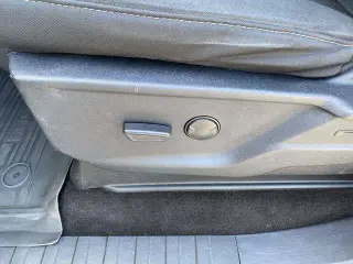 Ford F-150 2022 4x4 XL 4dr SuperCrew 5.5 ft. SB