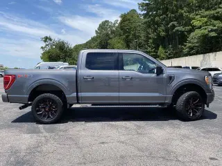 Ford F-150 2022 4x4 XL 4dr SuperCrew 5.5 ft. SB
