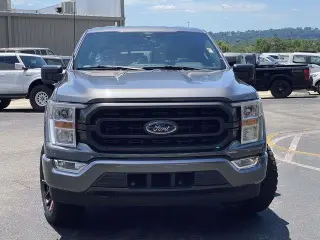 Ford F-150 2022 4x4 XL 4dr SuperCrew 5.5 ft. SB