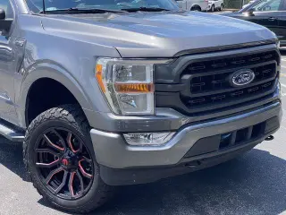 Ford F-150 2022 4x4 XL 4dr SuperCrew 5.5 ft. SB