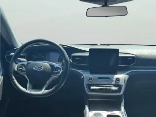 Ford Explorer 2023 AWD XLT 4dr SUV