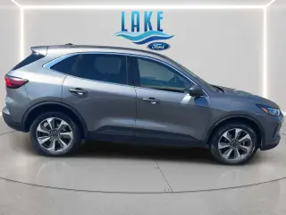 Ford Escape 2024 AWD Platinum 4dr SUV