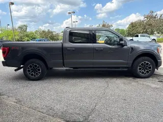 Ford F-150 2023 4x4 Lariat 4dr SuperCrew 5.5 ft. SB