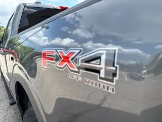 Ford F-150 2023 4x4 Lariat 4dr SuperCrew 5.5 ft. SB