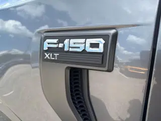 Ford F-150 2023 4x4 Lariat 4dr SuperCrew 5.5 ft. SB