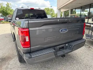 Ford F-150 2023 4x4 Lariat 4dr SuperCrew 5.5 ft. SB