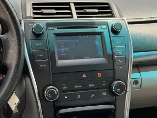 Toyota Camry 2016