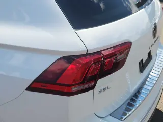 Volkswagen Tiguan 2024 AWD SEL R-Line 4Motion 4dr SUV