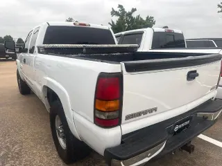 GMC Sierra 2500HD 2004 4dr Extended Cab Work Truck RWD SB