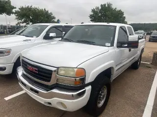 GMC Sierra 2500HD 2004 4dr Extended Cab Work Truck RWD SB