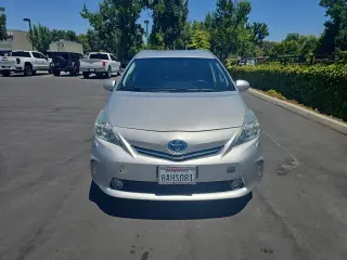 Toyota Prius v 2014 Five 4dr Wagon