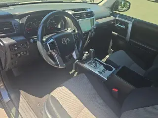Toyota 4Runner 2020 4x4 SR5 4dr SUV
