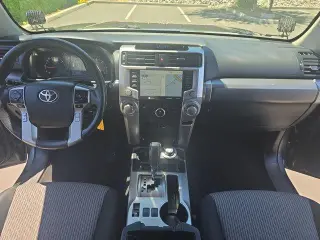 Toyota 4Runner 2020 4x4 SR5 4dr SUV