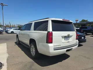 Chevrolet Suburban 2015 4x2 LT 4dr SUV