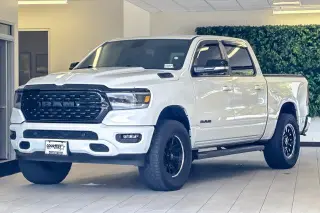 Ram 1500 2022 4x4 Big Horn 4dr Crew Cab 5.6 ft. SB Pickup