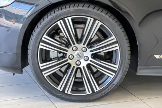 Volvo S90 2023 AWD B6 Plus 4dr Sedan