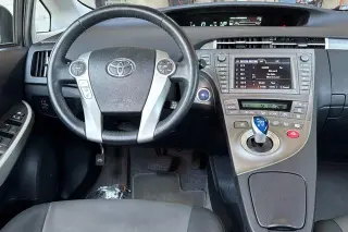 Toyota Prius Plug-in Hybrid 2014 Base 4dr Hatchback