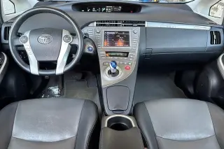 Toyota Prius Plug-in Hybrid 2014 Base 4dr Hatchback