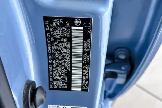 Toyota Prius Plug-in Hybrid 2014 Base 4dr Hatchback