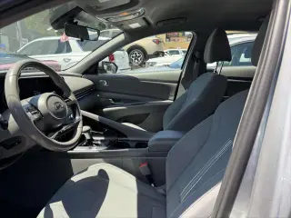 Hyundai ELANTRA 2023 SEL 4dr Sedan