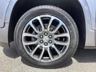 GMC Acadia 2022 4x4 Denali 4dr SUV