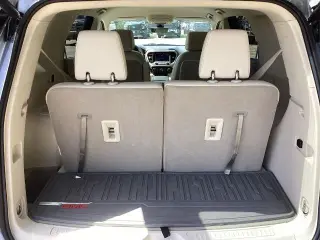 GMC Acadia 2022 4x4 Denali 4dr SUV