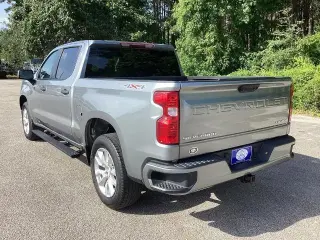 Chevrolet Silverado 1500 2023 4x4 Custom 4dr Crew Cab 5.8 ft. SB
