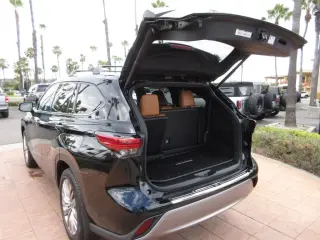 Toyota Highlander 2022 Limited 4dr SUV