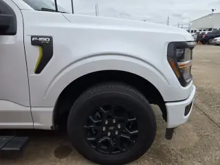 Ford F-150 2025 4x2 STX 4dr SuperCrew 5.5 ft. SB