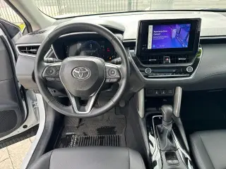 Toyota Corolla Cross 2024 XLE 4dr Crossover