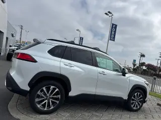 Toyota Corolla Cross 2024 XLE 4dr Crossover