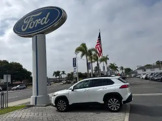Toyota Corolla Cross 2024 XLE 4dr Crossover