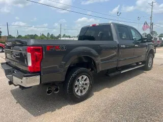 Ford F-250 Super Duty 2018 4x4 Limited 4dr Crew Cab 6.8 ft. SB Pickup