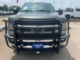 Ford F-250 Super Duty 2018 4x4 Limited 4dr Crew Cab 6.8 ft. SB Pickup