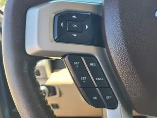 Ford F-150 2018 4x2 King Ranch 4dr SuperCrew 5.5 ft. SB