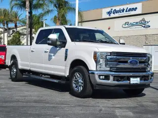 Ford F-250 Super Duty 2019 4x2 King Ranch 4dr Crew Cab 6.8 ft. SB Pickup