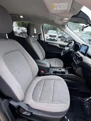 Ford Escape 2022 SE 4dr SUV
