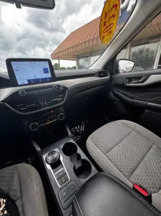 Ford Escape 2022 SE 4dr SUV