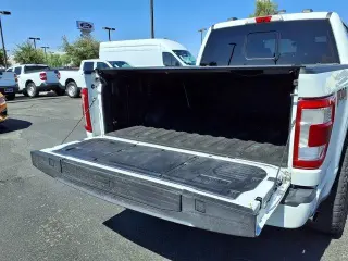 Ford F-150 2021 4x4 Platinum 4dr SuperCrew 5.5 ft. SB