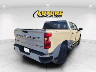 Chevrolet Silverado 1500 2023 4x4 Custom 4dr Crew Cab 5.8 ft. SB