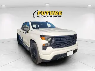 Chevrolet Silverado 1500 2023 4x4 Custom 4dr Crew Cab 5.8 ft. SB