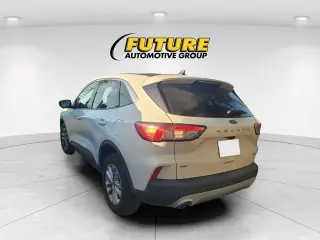 Ford Escape 2022 AWD SE 4dr SUV