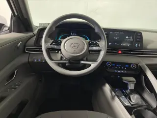 Hyundai ELANTRA Hybrid 2025 Blue 4dr Sedan