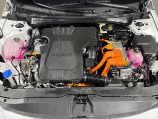 Hyundai ELANTRA Hybrid 2025 Blue 4dr Sedan